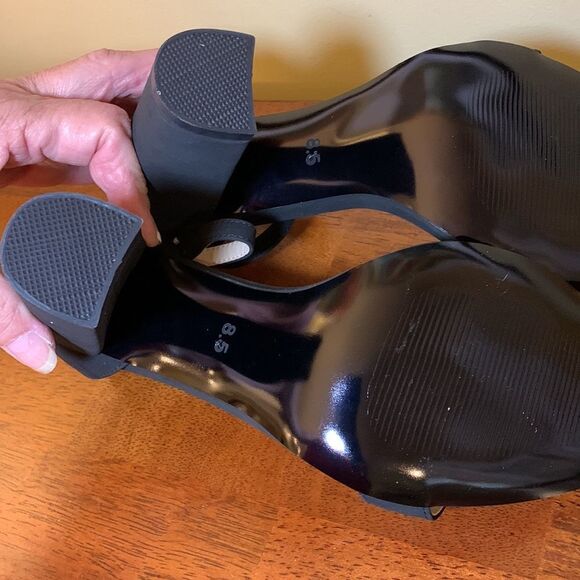 DIDIFU block heels Size 8.5 NWT - Picture 9 of 9